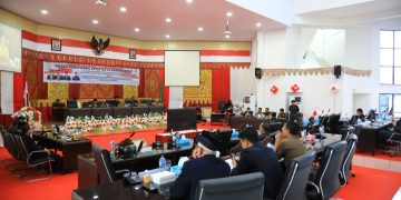 Abdullah Mokoginta Hadiri Rapat Paripurna DPRD Dalam Rangka Mendengarkan Pidato Penyampaian RUU APBN 2025 serta Nota Keuangan