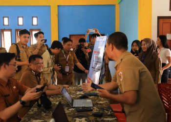 Tingkatkan Layanan, Disdukcapil Kotamobagu Implementasikan Program Pak Capil Keliling