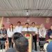 Foto : Ketua KPU beserta Anggota, saat melakukan Konferensi Pers pada pendaftaran bapaslon Bolmut hari pertama.