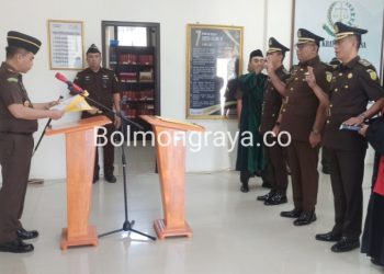 Lantik Kacabjari dan Kasi, ini Pesan Kajari Kotamobagu Elwin Agustian Khahar