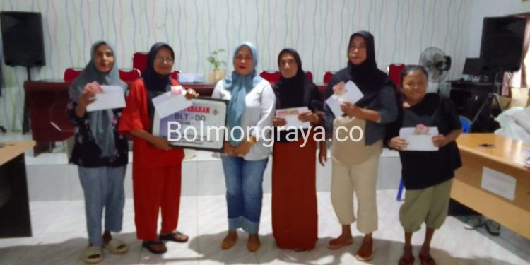 Pemdes Pontim Kembali Salurkan BLT Puluhan Keluarga Pra Sejahtera