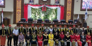 Pj Wali Kota Kotamobagu Hadiri Paripurna DPRD Dalam Rangka HUT Provinsi Sulut ke 60