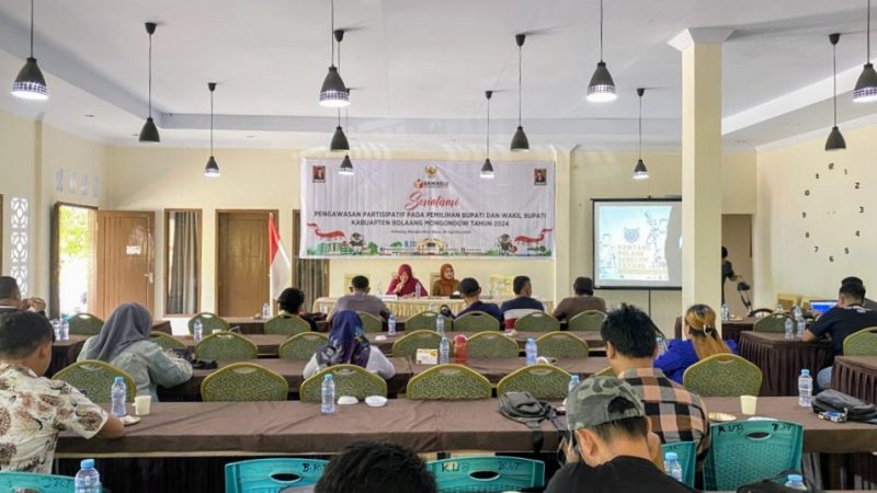 Foto : Suasana pemberian materi oleh narasumber pada sosialisasi pengawasan partisipatif