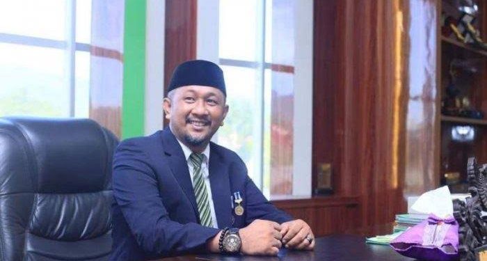 Foto : Kepala Dinas Pendidikan dan Kebudayaan Bolmut, Fadly Tadjudin Usup