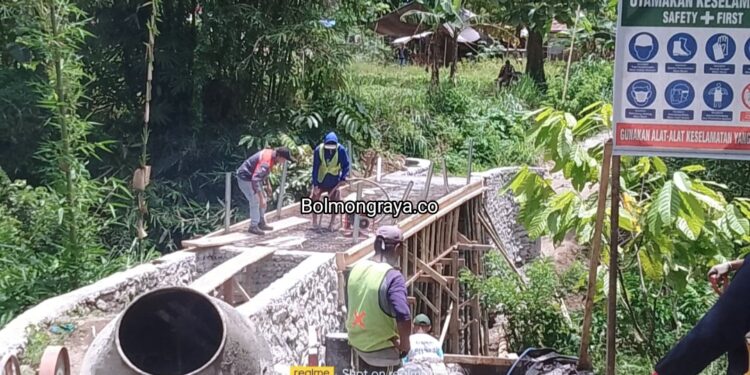 Sentuh 65 Persen, Paket Pekerjaan Jembatan Desa Kopandakan Satu Terus Dipacu