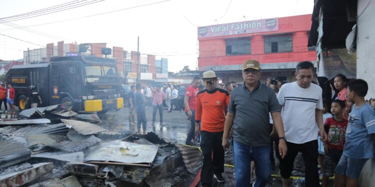 Tinjau Lokasi Kebakaran, Abdullah Mokoginta Pastikan Bantuan untuk Korban Terdampak