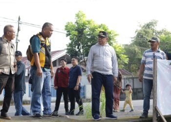 Pj Wali Kota Tinjau Fasilitas dan Infrastruktur di Kelurahan Kotobangon