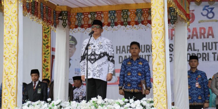 Dipimpin Wali Kota, Pemkot Kotamobagu Gelar Upacara Peringatan HGN, HUT PGRI dan KORPRI