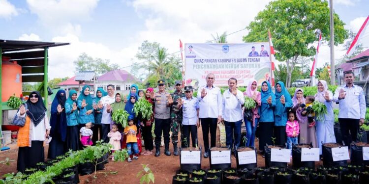 Desa Langkomu Sukses Terapkan Program PLAKAT, Kadis Pangan Buteng Harapkan Kemandirian Pangan di Seluruh Desa
