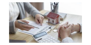 DPMPTSP Buton Tengah Gelar Forum Diskusi Konsultasi Publik Terkait Standar Pelayanan Publik