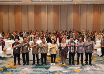 DPMPTSP Buton Tengah Studi Tiru Pengelolaan Mall Pelayanan Publik dan Strategi Penurunan Stunting di Surabaya