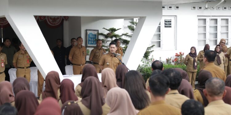Perdana Pasca Dilantik, Wawali Pimpin Apel Kerja Pemkot Kotamobagu