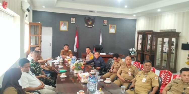 Pj Wali Kota Kotamobagu Pimpin Rapat Forkopimda Bahas Ketersediaan Bapok Jelang Ramadan