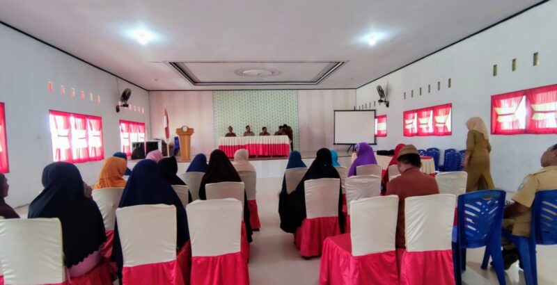 Foto : Tampak para Keluarga Penerima Manfaat (KPM) saat menghadiri penyaluran BLT