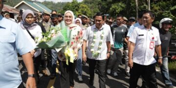 Tiba di Kotamobagu, Wali Kota dan Ketua TP PKK Disambut Suka Cita Pemerintah dan Masyarakat