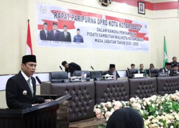Hadiri Paripurna DPRD, Wali Kota Kotamobagu Weny Gaib Sampaikan Pidato Perdana