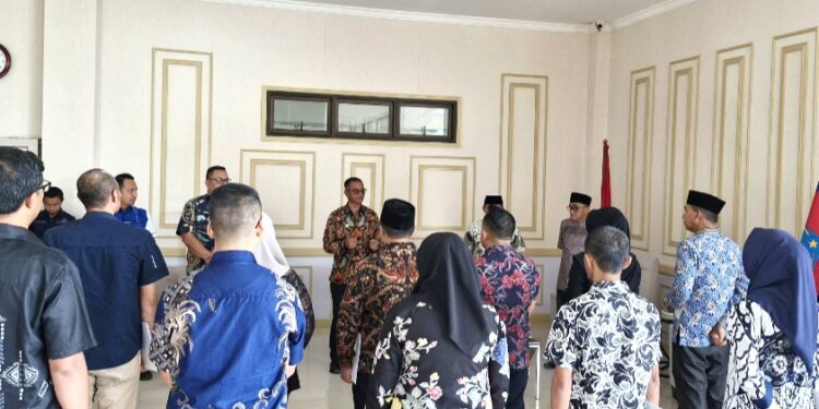 Penyegaran Jabatan, Oskar Manoppo Lantik 14 Pelaksana Tugas