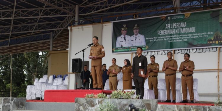 Perdana, Wali Kota Weny Gaib Pimpin Apel ASN Pemkot Kotamobagu