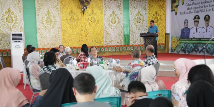 Agenda Silaturahmi, Wali Kota Weny Gaib Terima Kunjungan Dekan Fakultas Kedokteran UNSRAT Manado