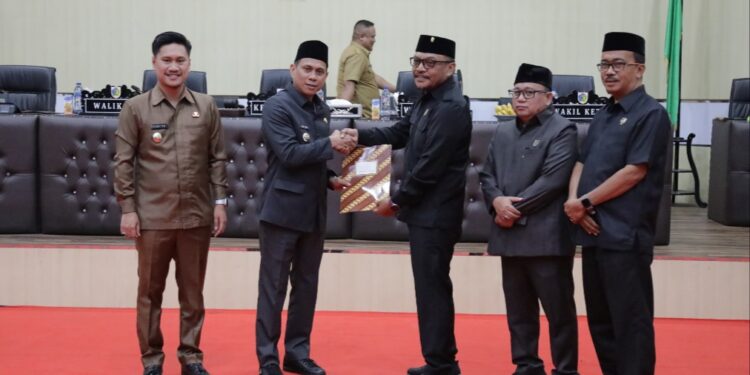 Wali Kota Kotamobagu Weny Gaib Tandatangani Rancangan RPJMD Kotamobagu Tahun 2025-2029
