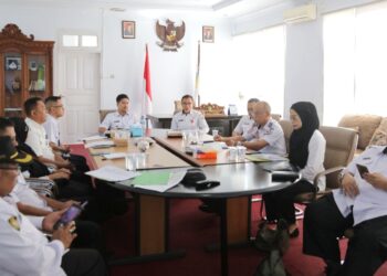 Dipimpin Wakil Wali Kota, Pemkot Kotamobagu Gelar Rapat Evaluasi Capaian PAD