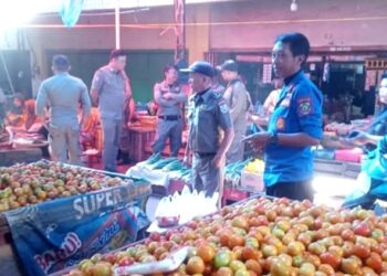 Jaga Kelancaran Aktivitas Pasar 23 Maret, Satpol PP Kotamobagu Gencarkan Patroli Rutin