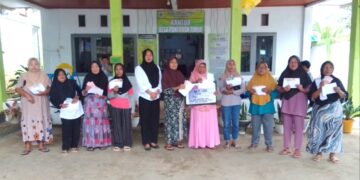 Periode Juni, Pemdes Pontodon Timur Salurkan BLT DD Puluhan KPM