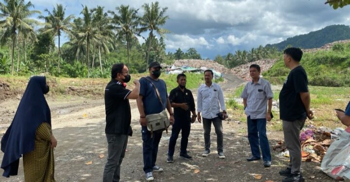 Pansus DPRD Kotamobagu Tinjau Kondisi TPA Poyowa Kecil