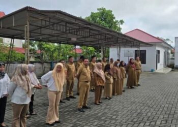 Pejabat dan Pegawai DPRD Kotamobagu Ikuti Apel Pagi