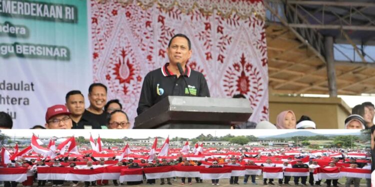 Dilaunching Wali Kota, Gerakan Nasional Pembagian 10 Juta Bendera Merah Putih Berlangsung Semarak