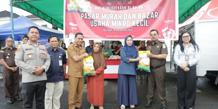 Stabilisasi Harga Pangan, Weny Gaib Apresiasi Pelaksanaan Pasar Murah Kejari Kotamobagu