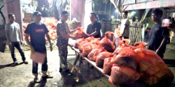 Wujud Kepedulian, Pemkab Boltim Salurkan Bantuan untuk Warga Terdampak Banjir di Molobog Timur