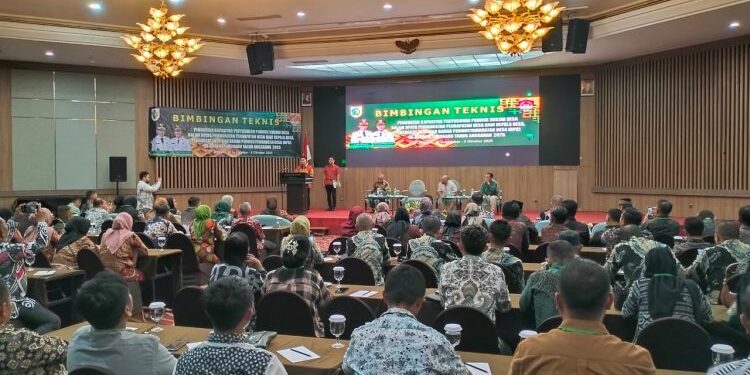 Dibuka Wakil Wali Kota, Pemkot Gelar Bimtek Penguatan Kapasitas Penyusunan Produk Hukum Desa