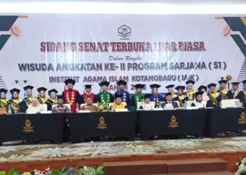 Sidang Senat Terbuka, IAIK Kembali Cetak 51 Sarjana Angkatan II Tahun 2025