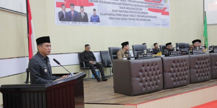 Agenda Penyampaian Dua Ranperda, Weny Gaib Hadiri Paripurna DPRD Kotamobagu