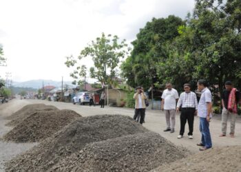 Wali Kota Kotamobagu Tinjau Pekerjaan Jalan A. P. Mokoginta