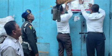 Tegas! Menunggak Bayar Retribusi, Ruko A10 Pasar 23 Maret Ditutup Sementara