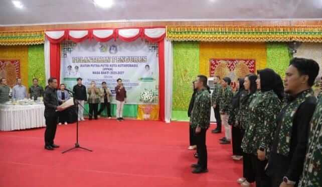 Resmi Terbentuk, Weny Gaib Lantik Pengurus IPPKK Periode 2025-2027