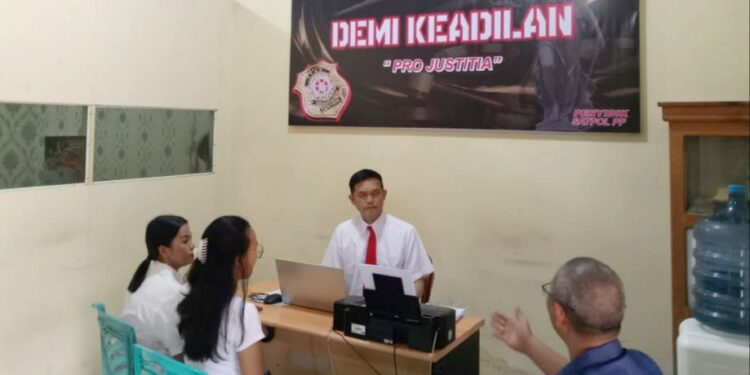 Tiga Tersangka Kasus Peredaran Minuman Beralkohol Diperiksa Satpol PP Kotamobagu, Belasan Ribu Botol Disita