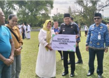 Pemkot Kotamobagu Serahkan Bantuan Usaha bagi 60 Pelaku UMKM