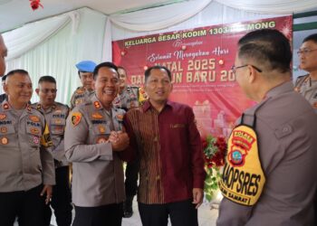 Semangat Kebersamaan, Kapolres Kotamobagu Safari Natal ke Kediaman Dandim 1303/Bolmong