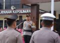 Pimpin Upacara Korps Raport, AKBP Irwanto Berikan Reward untuk Personel Berprestasi