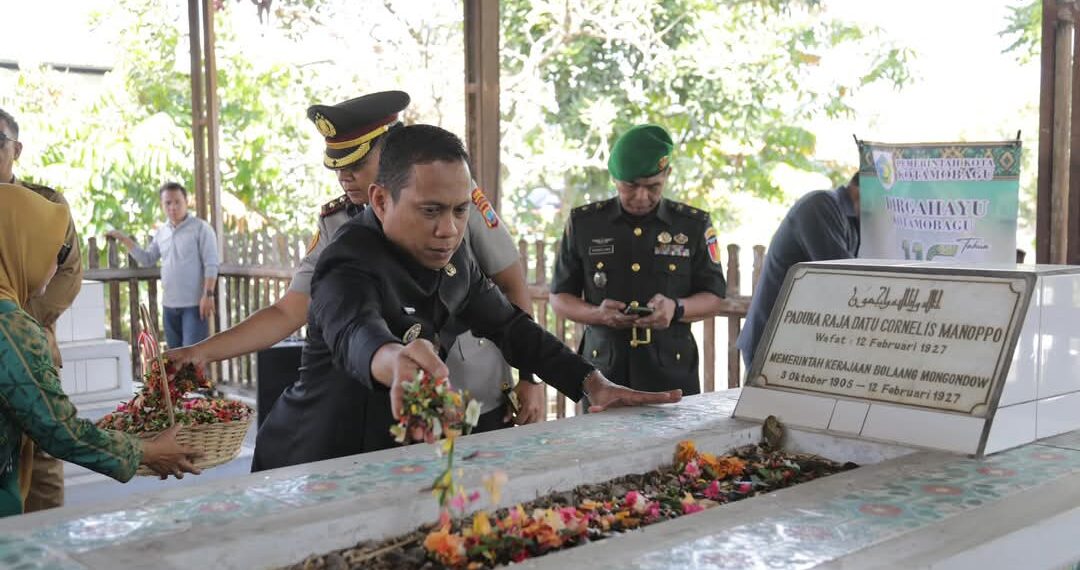 Jelang HUT Kotamobagu, Wali Kota Pimpin Ziarah ke Makam Raja dan Mantan Pejabat