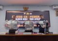 Foto : Konferensi Pers yang dipimpin Wakapolres Boltara terkait dugaan peredaran Narkotika jenis Sabu