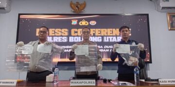 Foto : Konferensi Pers yang dipimpin Wakapolres Boltara terkait dugaan peredaran Narkotika jenis Sabu