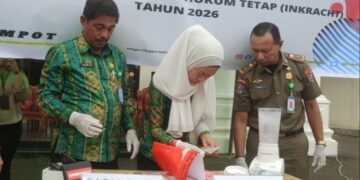 Dukung Penegakan Hukum, Kepala Satpol PP Kotamobagu Hadiri Pemusnahan Babuk