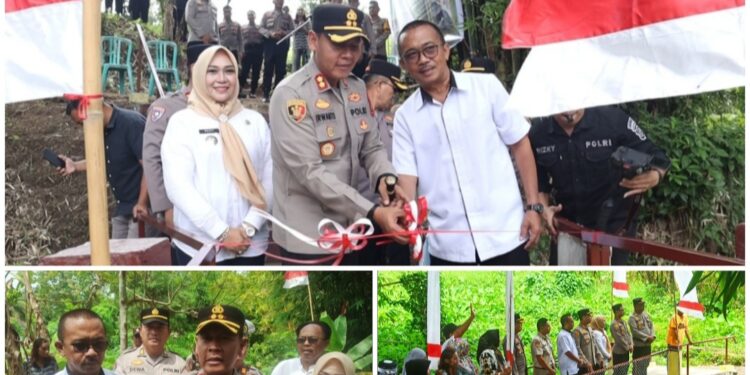 Wujud Kasih Sayang Polri, AKBP Irwanto Resmikan Jembatan MOTABI di Kelurahan Biga