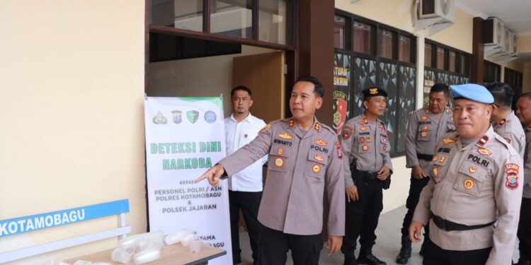 Jaga Integritas, Polres Kotamobagu Gelar Pemeriksaan Urine, Seluruh Personel Negatif Narkoba