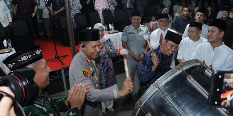 Kapolres Kotamobagu Bersama Forkopimda Lepas Pawai Takbir Idul Fitri 1447 Hijriah