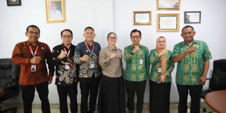 Penguatan Sinergitas Informasi Publik, Diskominfo Kotamobagu Terima Kunker KPID Sulut